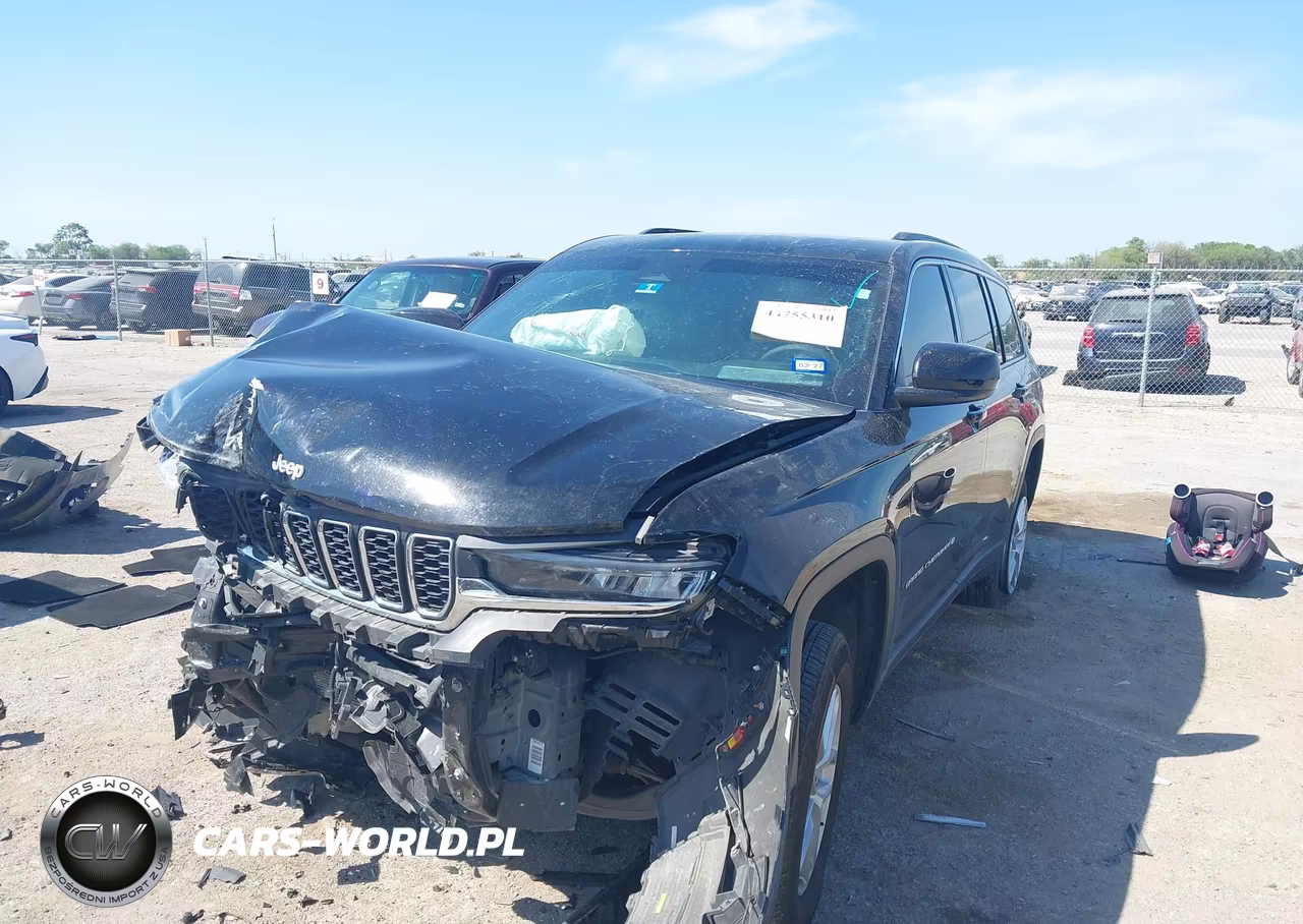 2025 Jeep Grand Cherokee L Laredo X 4X2 VIN:1C4RJJAGXS8649881 - 2