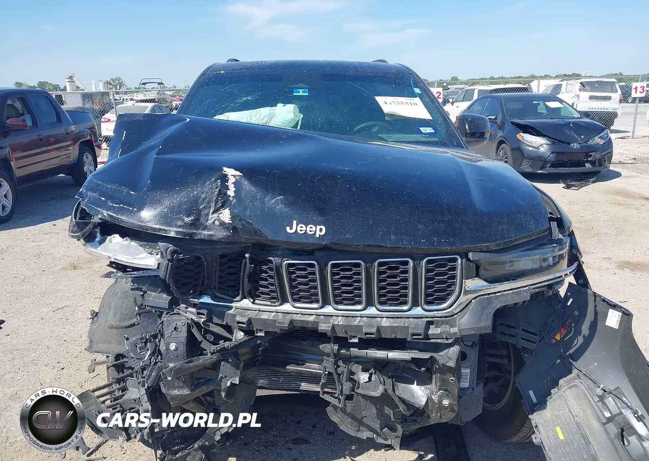 2025 Jeep Grand Cherokee L Laredo X 4X2 VIN:1C4RJJAGXS8649881 - 6