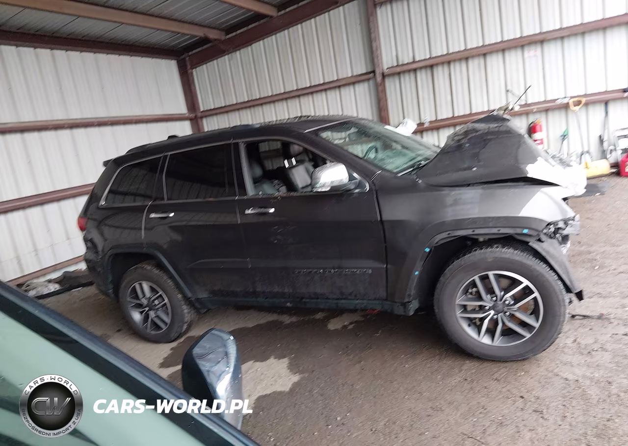 2021 Jeep Grand Cherokee Limited 4X4 VIN:1C4RJFBG9MC611909 - 13
