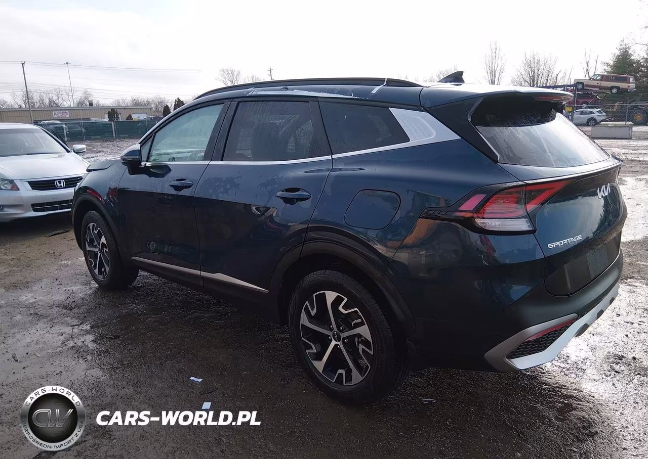 2025 Kia Sportage Hybrid Ex VIN:KNDPVCDG8S7250640 - 3