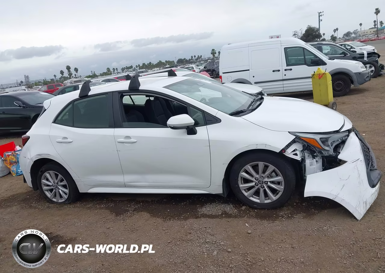 2025 Toyota Corolla Se VIN:JTND4MBE2S3235020 - 13
