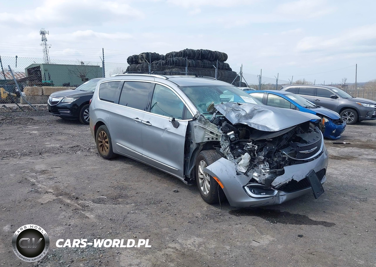 2019 Chrysler Pacifica Touring L