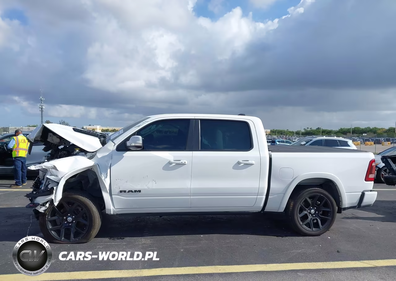 2021 Ram 1500 Laramie 4X2 5'7 Box VIN:1C6RREJM2MN828062 - 14
