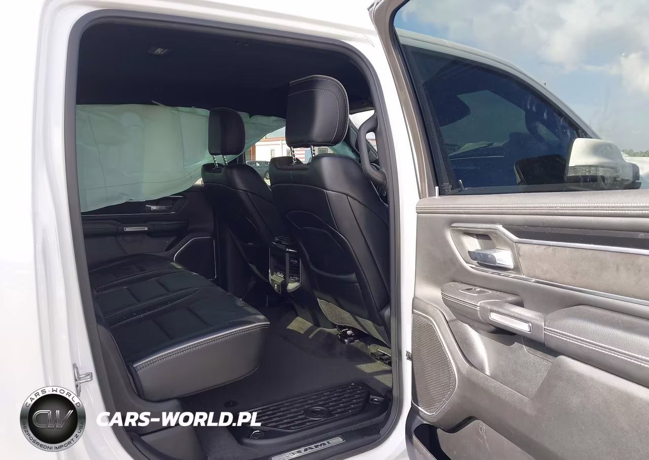 2021 Ram 1500 Laramie 4X2 5'7 Box VIN:1C6RREJM2MN828062 - 8