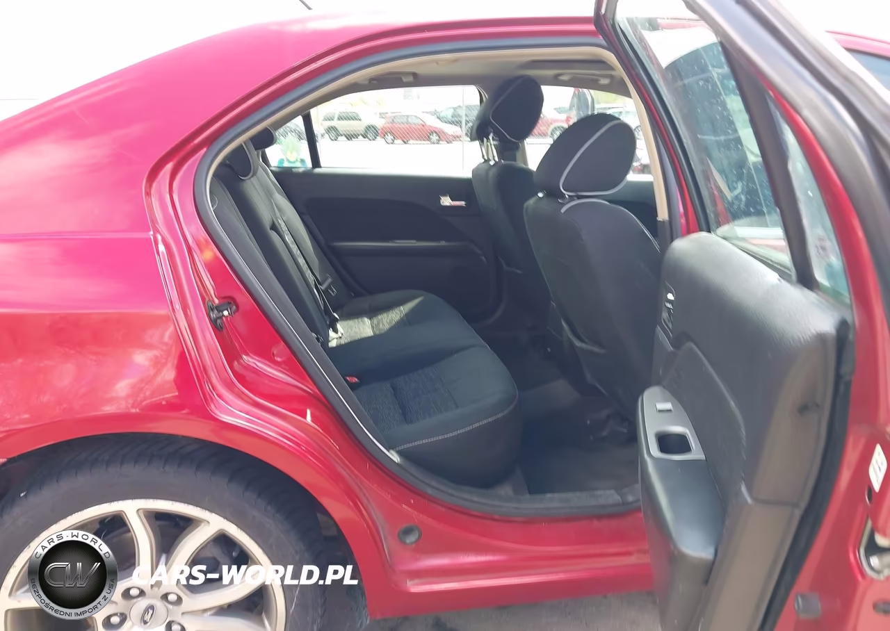 2012 Ford Fusion Se VIN:3FAHP0HA8CR310533 - 8