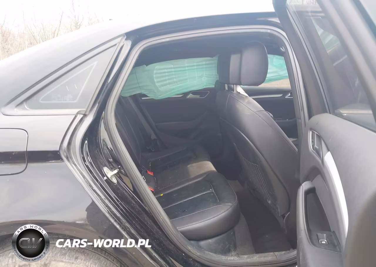 2017 Audi A3 2.0T Premium VIN:WAUAUGFF0H1042667 - 8
