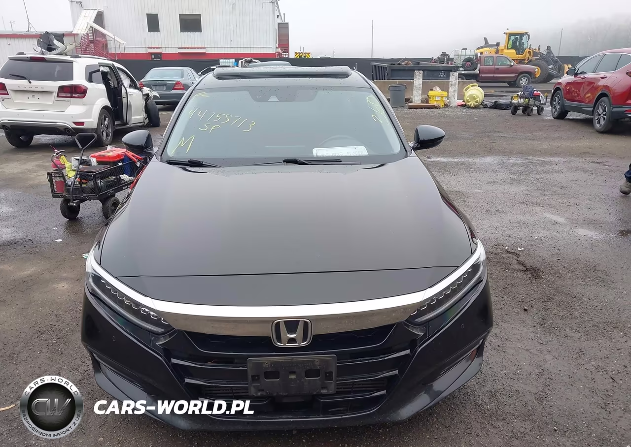 2018 Honda Accord Touring VIN:1HGCV1F94JA175276 - 11