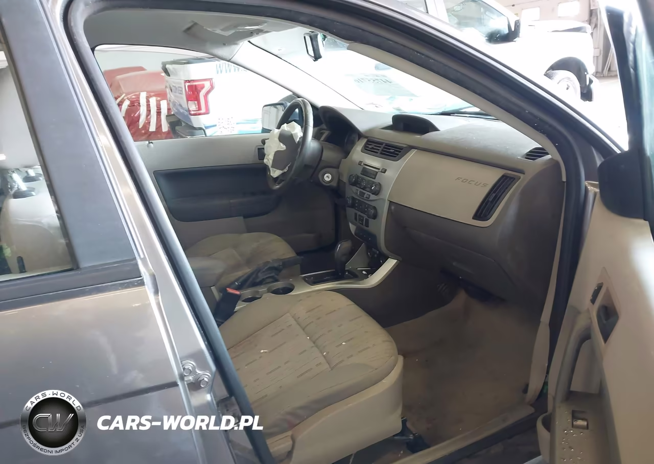 2010 Ford Focus Se VIN:1FAHP3FN8AW280628 - 5