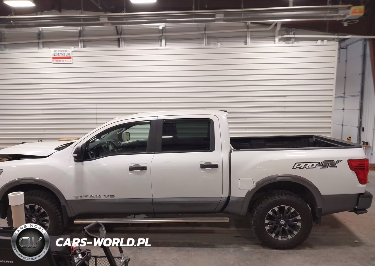2018 Nissan Titan Pro-4X VIN:1N6AA1E50JN540803 - 15