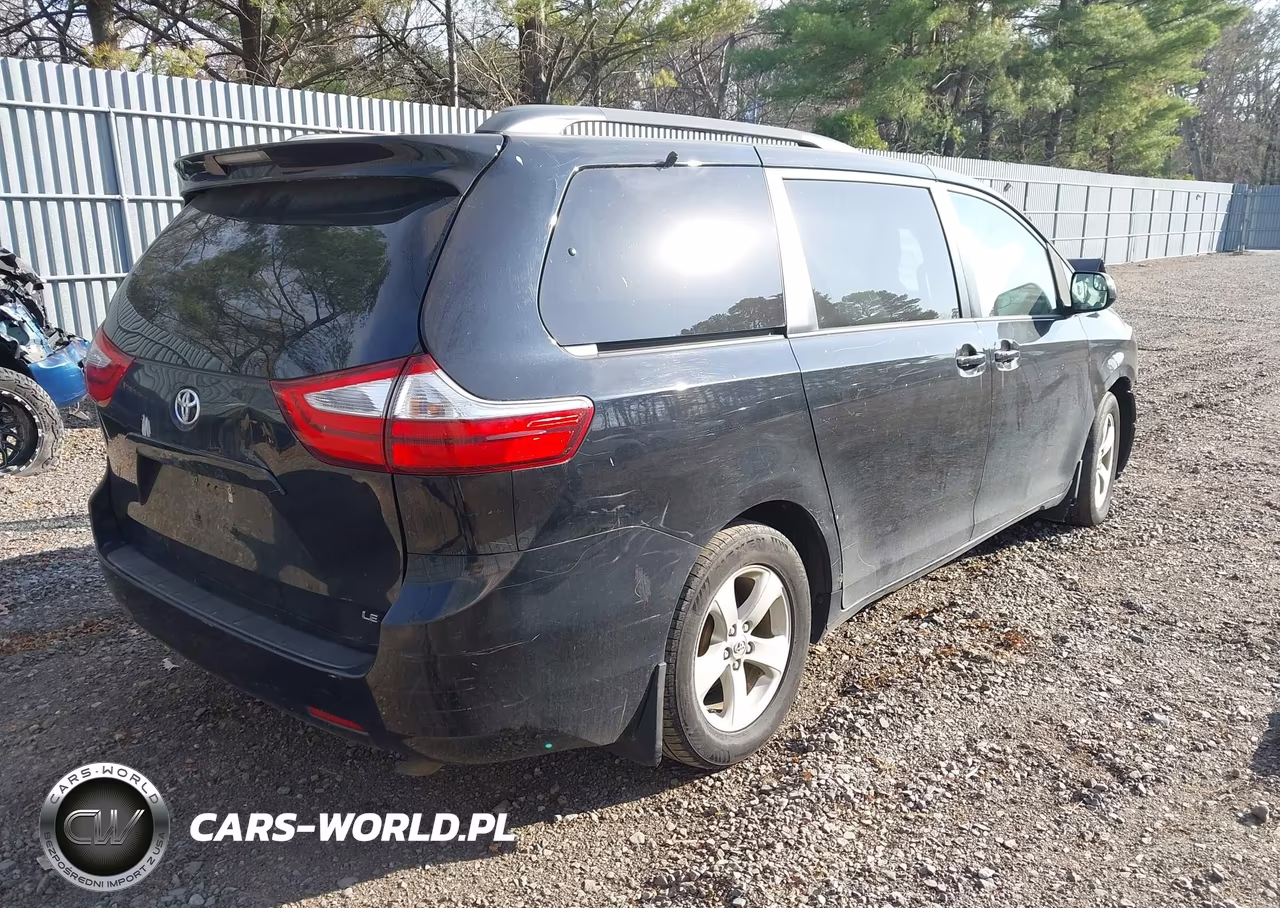 2016 Toyota Sienna Le 8 Passenger VIN:5TDKK3DC2GS763198 - 4