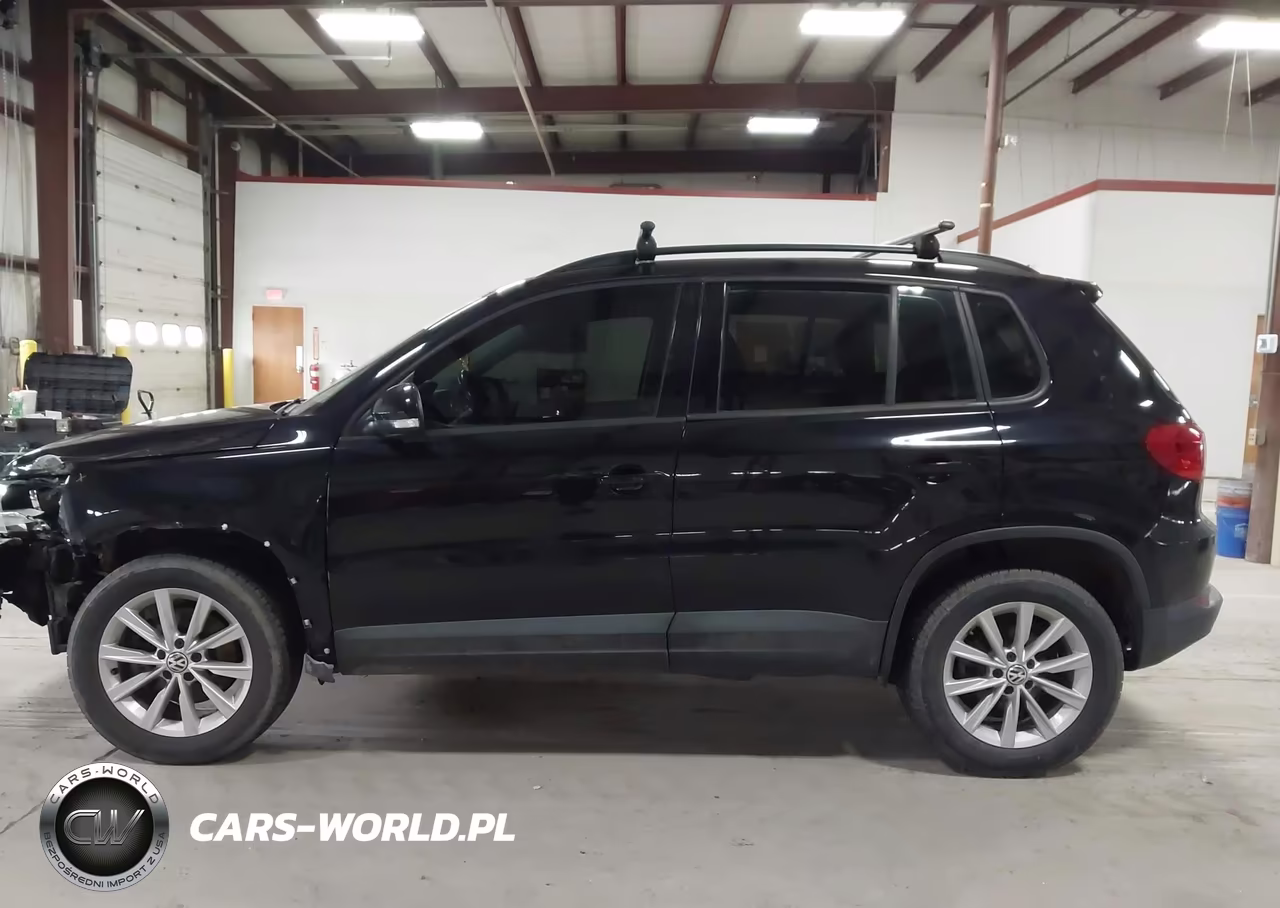 2018 Volkswagen Tiguan Limited 2.0T VIN:WVGAV7AX3JK000196 - 14