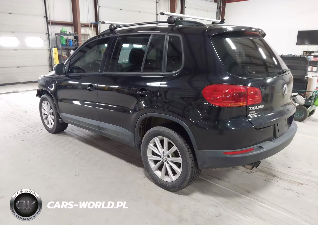 2018 Volkswagen Tiguan Limited 2.0T VIN:WVGAV7AX3JK000196 - 3