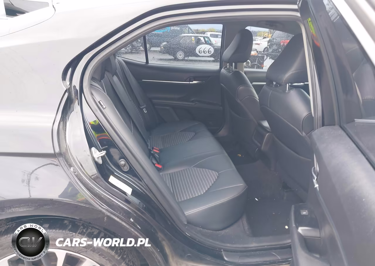 2019 Toyota Camry Se VIN:4T1B11HK4KU760506 - 8