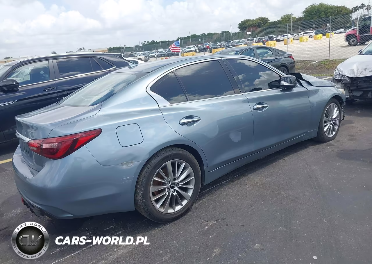 2018 Infiniti Q50 3.0T Luxe VIN:JN1EV7AP0JM366565 - 4
