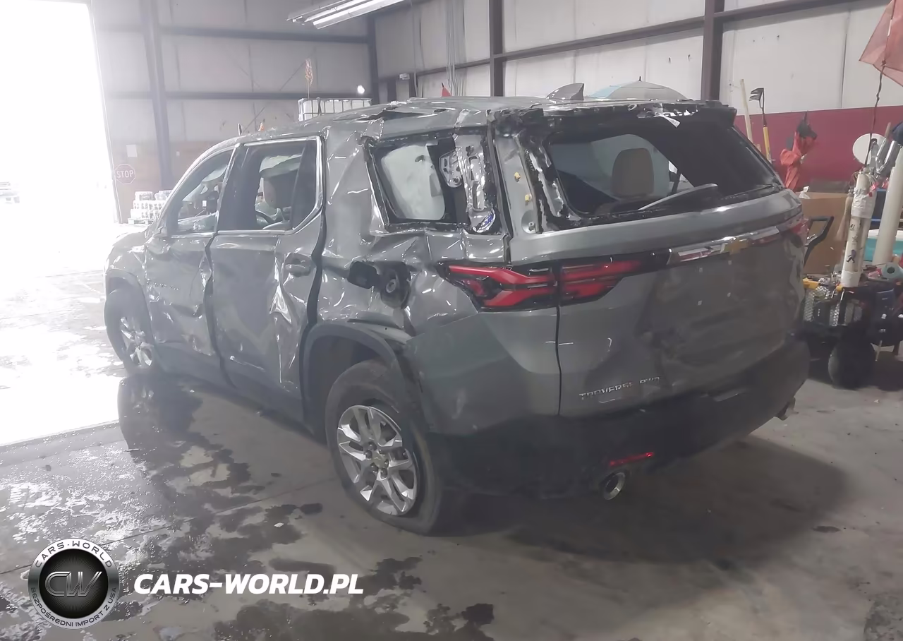 2023 Chevrolet Traverse Awd Ls VIN:1GNEVFKW5PJ341241 - 3