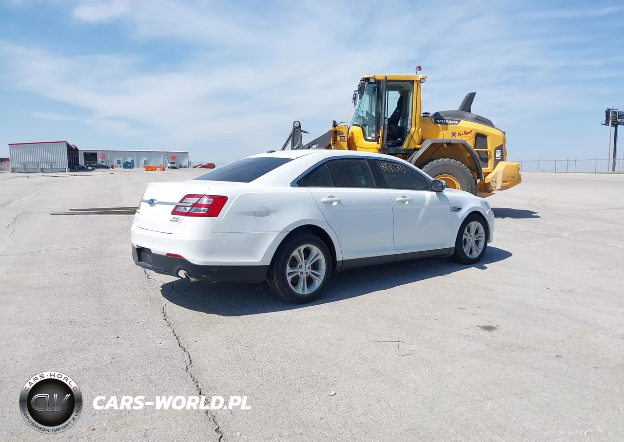 2016 Ford Taurus Sel VIN:1FAHP2E85GG105228 - 4