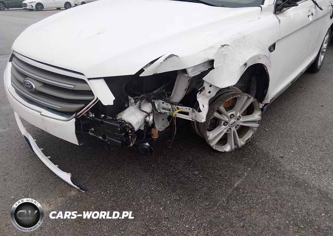 2016 Ford Taurus Sel VIN:1FAHP2E85GG105228 - 6