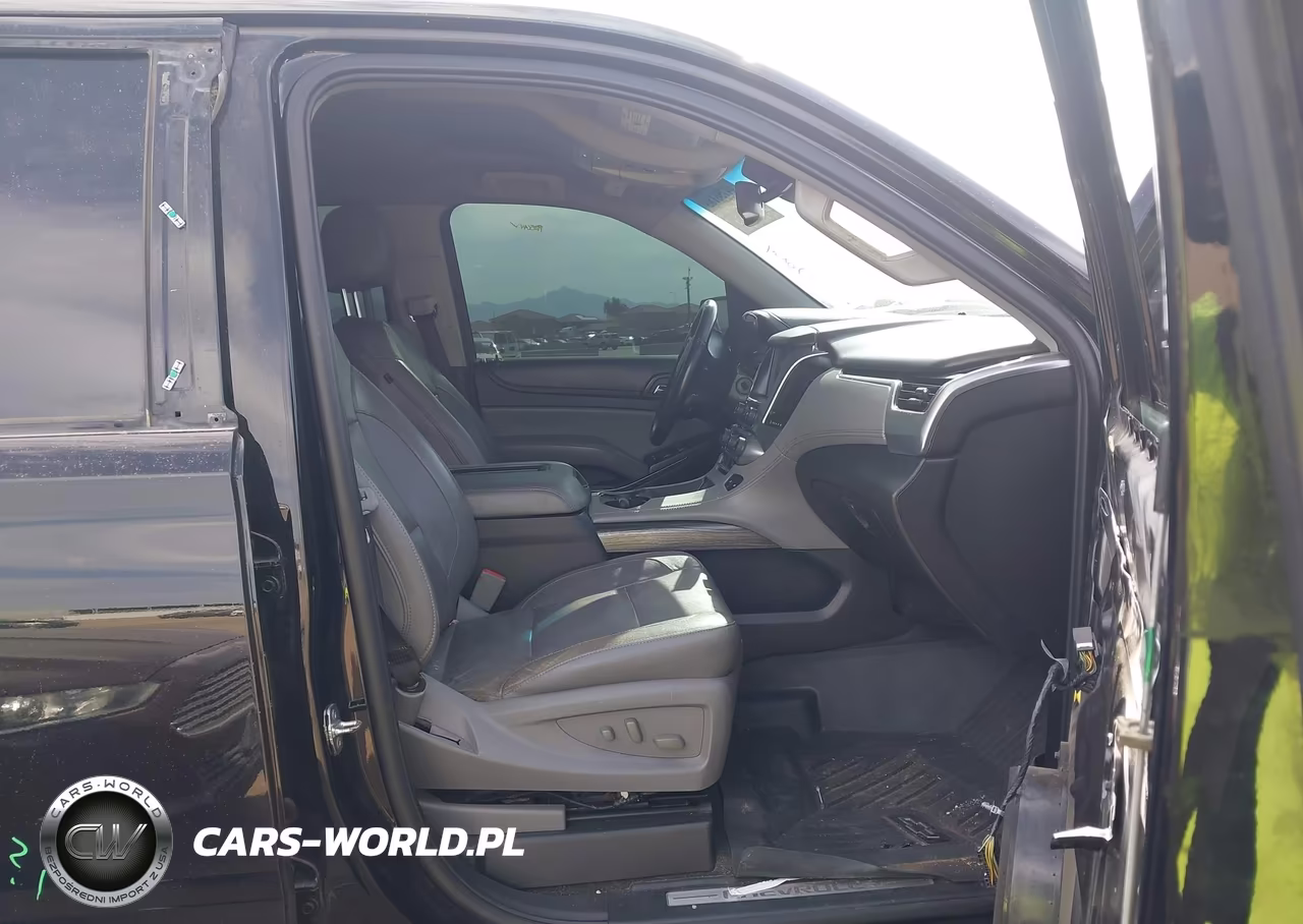 2019 Chevrolet Tahoe Lt VIN:1GNSCBKCXKR204698 - 5
