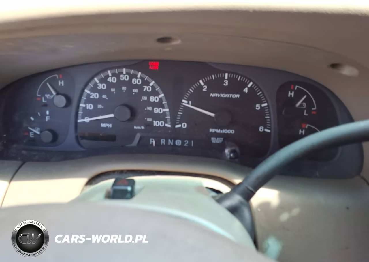 2001 Lincoln Navigator VIN:5LMEU27R51LJ13767 - 7