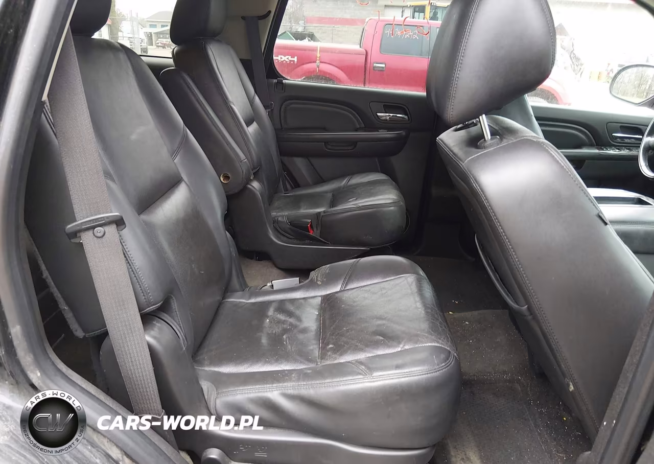 2012 GMC Yukon Denali VIN:1GKS2EEF4CR292835 - 8