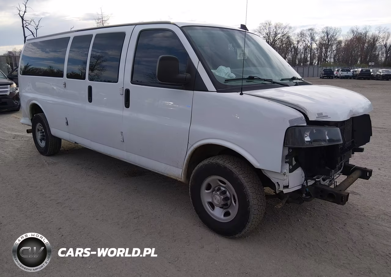 2018 Chevrolet Express 3500 Lt