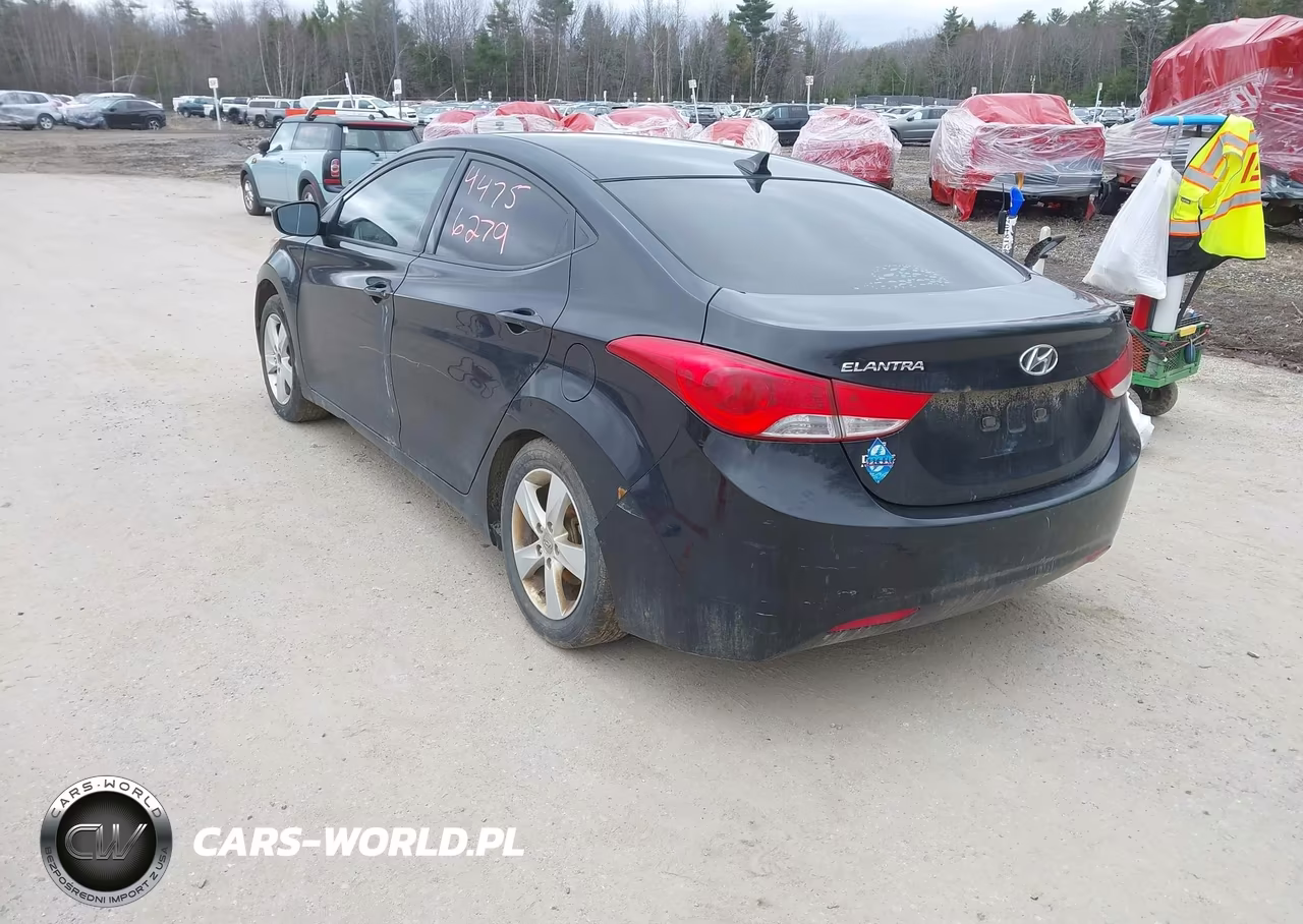 2013 Hyundai Elantra Gls VIN:KMHDH4AE2DU873092 - 3