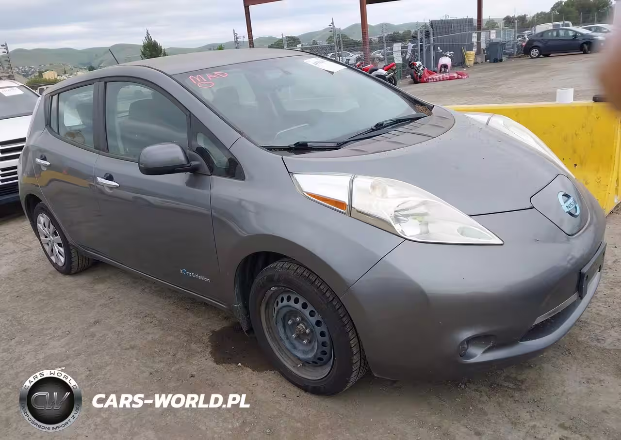 2015 Nissan Leaf S