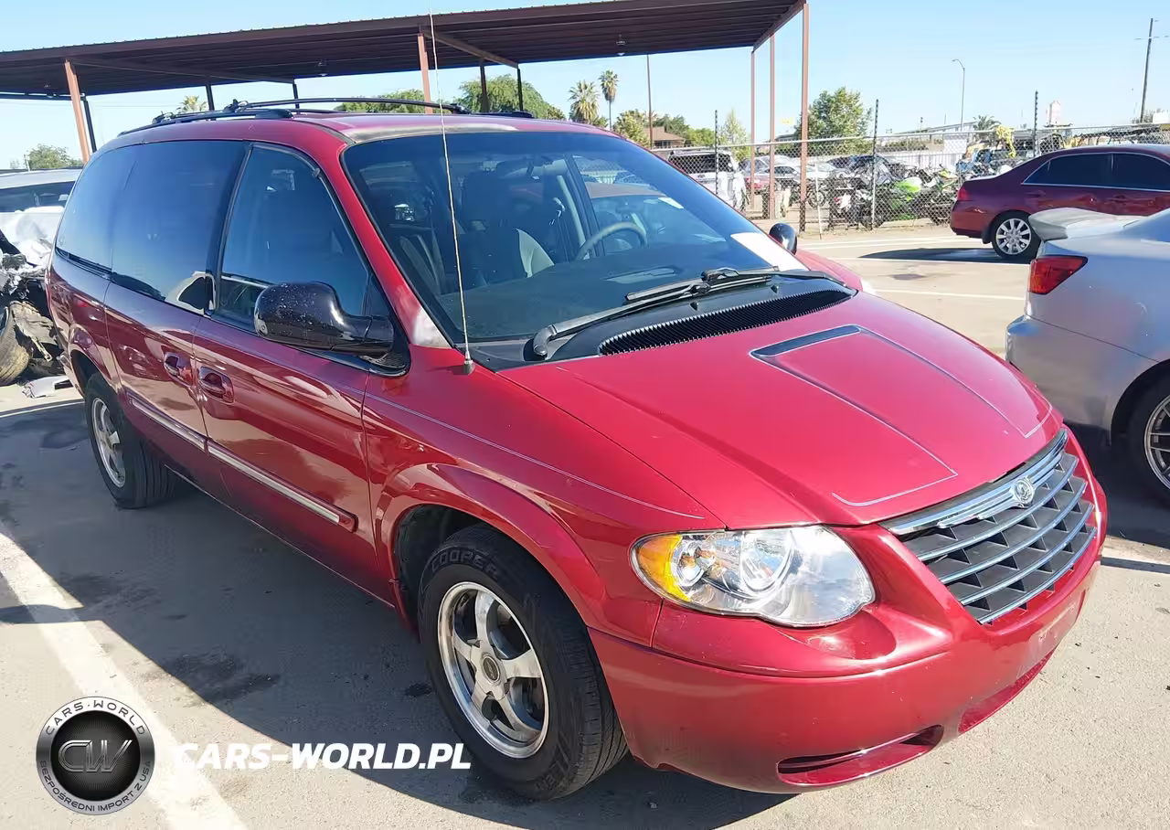 2005 Chrysler Town & Country Touring
