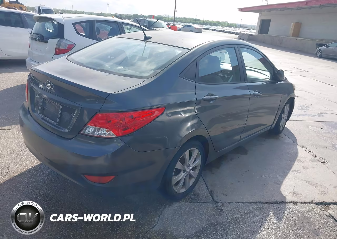 2012 Hyundai Accent Gls VIN:KMHCU4AE9CU078658 - 4