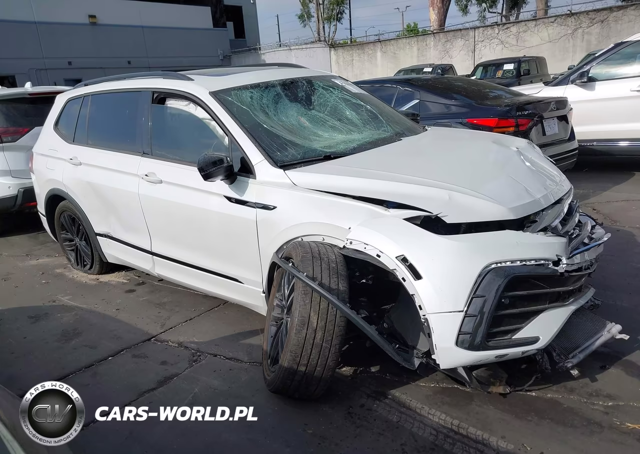 2022 Volkswagen Tiguan 2.0T Se R-Line Black