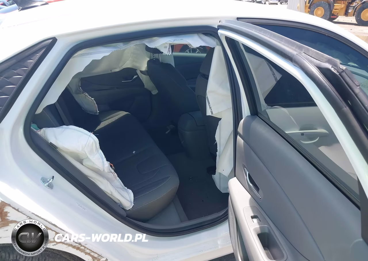 2026 Hyundai Elantra Sel Sport VIN:KMHLM4DG4TU142201 - 8