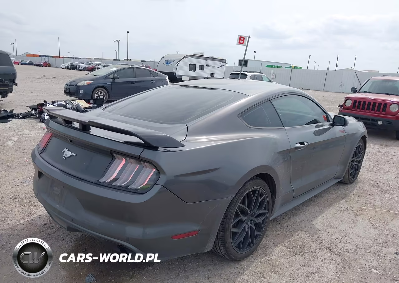 2015 Ford Mustang Ecoboost VIN:1FA6P8TH9F5399918 - 4