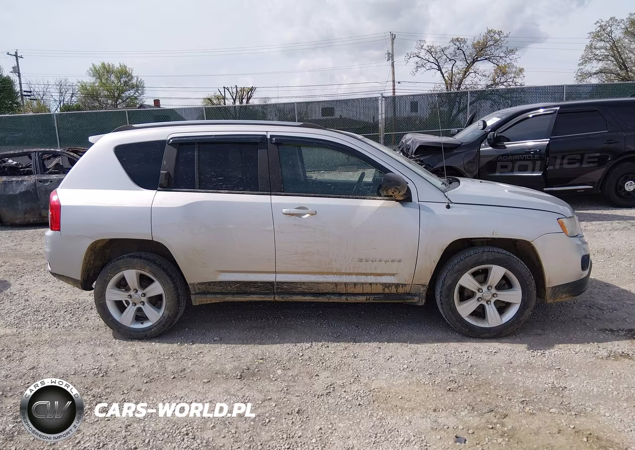 2013 Jeep Compass Sport VIN:1C4NJCBB8DD283488 - 13