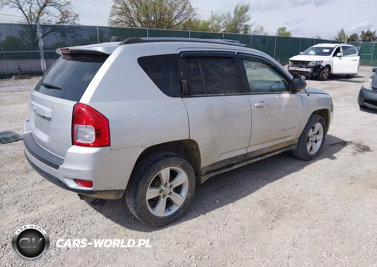 2013 Jeep Compass Sport VIN:1C4NJCBB8DD283488 - 4