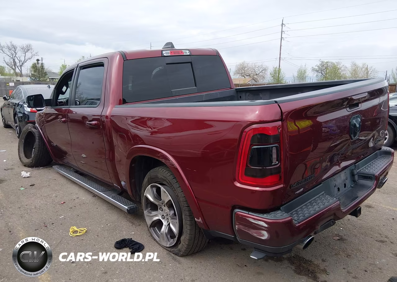 2019 Ram 1500 VIN:1C6SRFJT8KN823220 - 3
