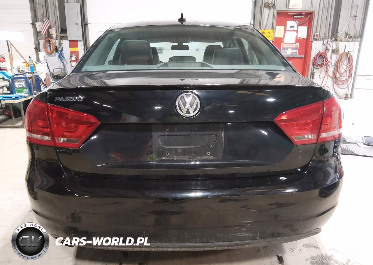 2013 Volkswagen Passat 2.5L Wolfsburg Edition VIN:1VWAP7A32DC134589 - 17