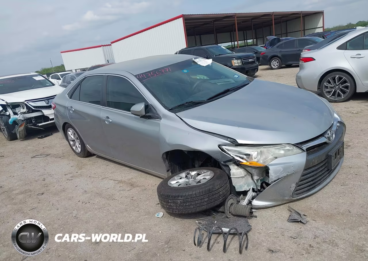 2016 Toyota Camry Le