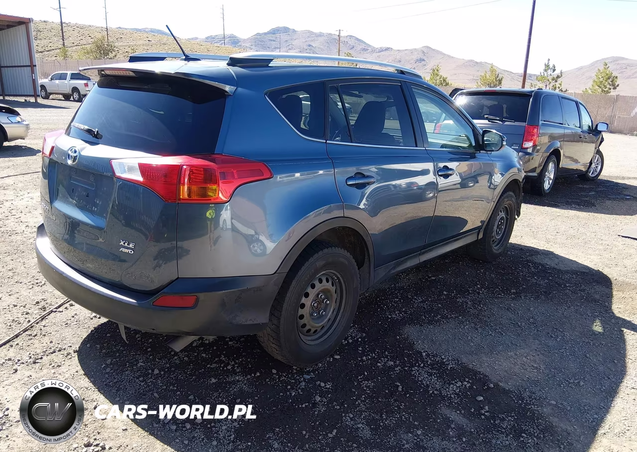 2014 Toyota Rav4 Xle VIN:2T3RFREV1EW139703 - 4