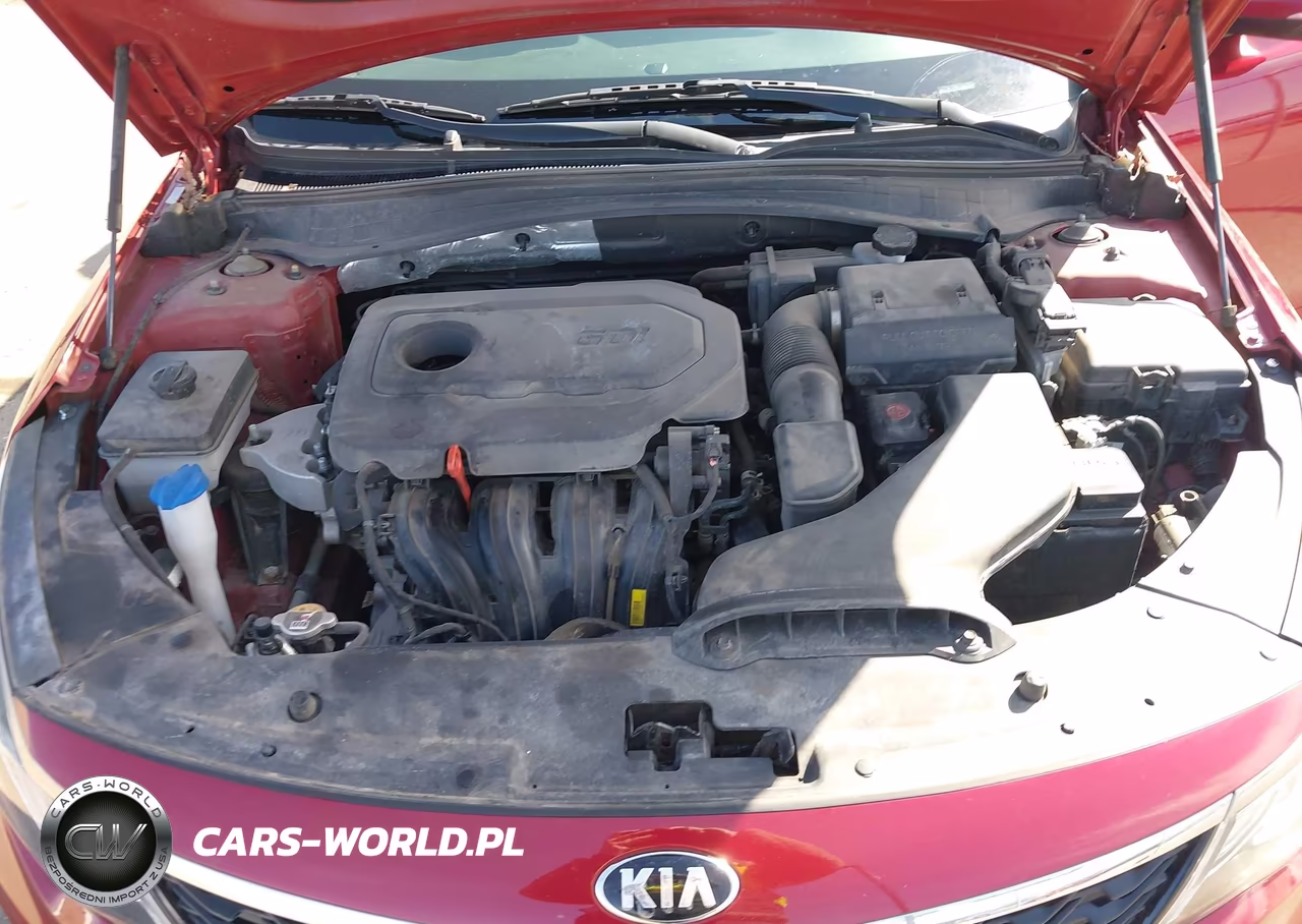 2019 Kia Optima S VIN:5XXGT4L30KG279857 - 10