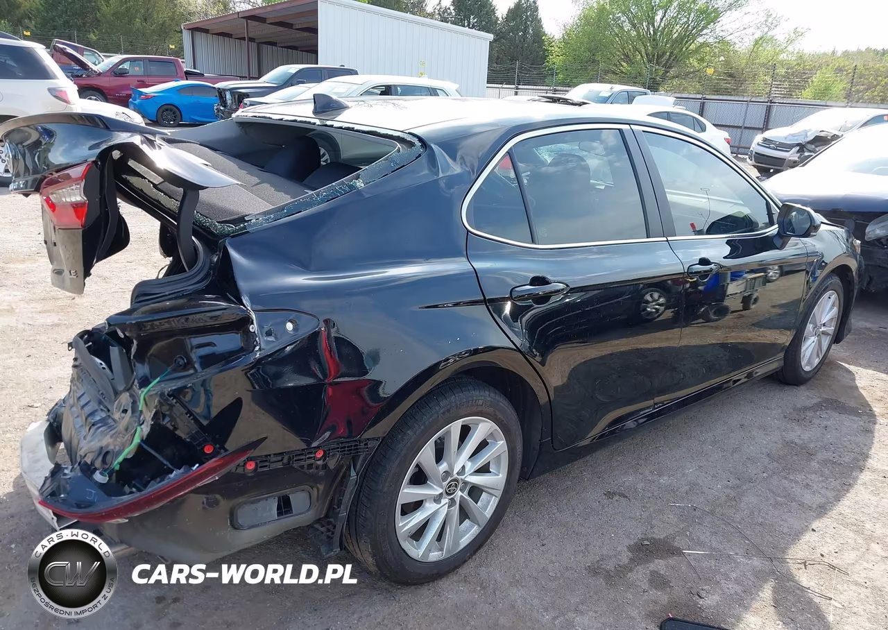2024 Toyota Camry Le VIN:4T1C11AK1RU230812 - 13