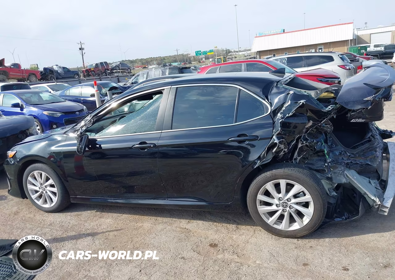 2024 Toyota Camry Le VIN:4T1C11AK1RU230812 - 14