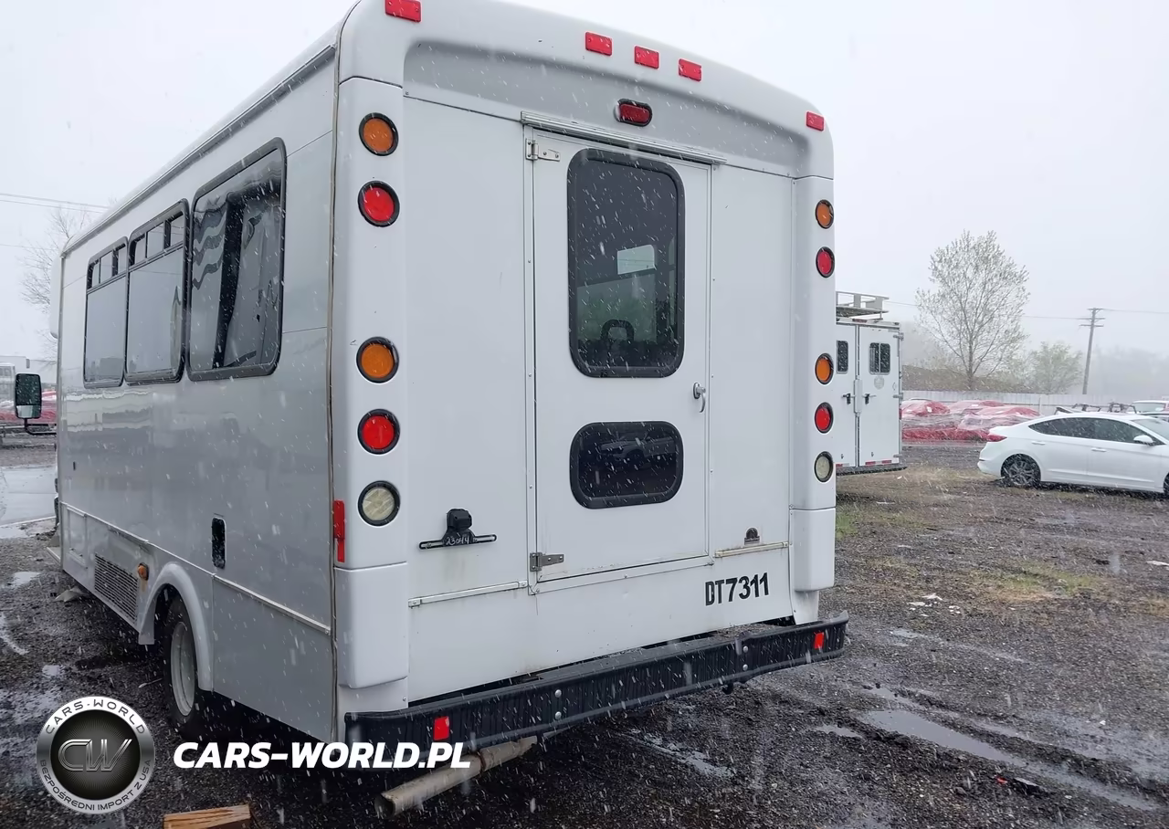 2017 Ford E-450 Cutaway VIN:1FDFE4FS1HDC57311 - 3