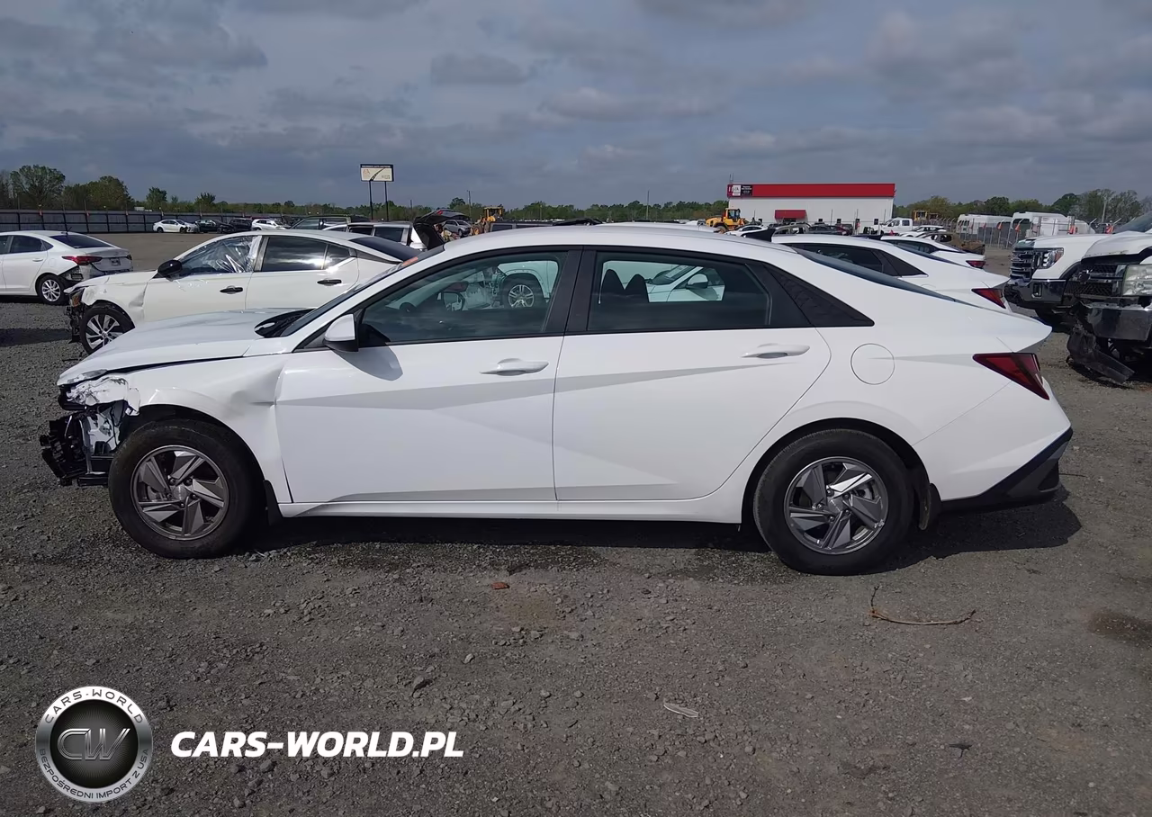 2026 Hyundai Elantra Se VIN:KMHLL4DG7TU152319 - 14