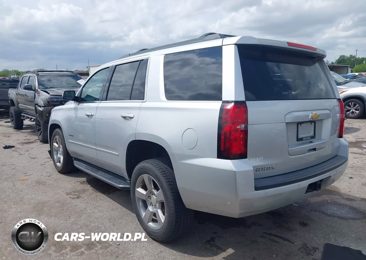 2018 Chevrolet Tahoe Ls VIN:1GNSCAKC1JR258688 - 3
