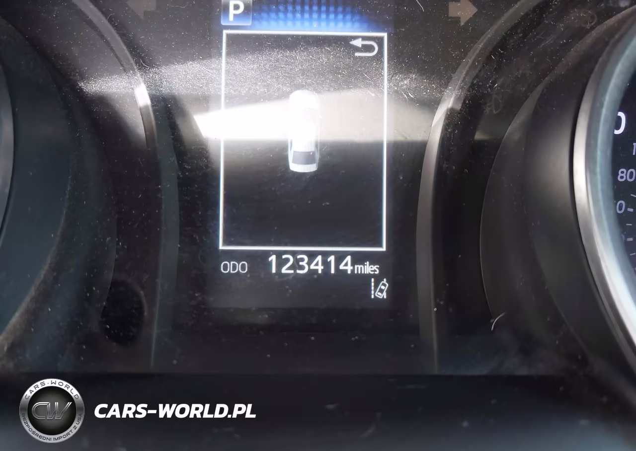2021 Toyota Camry Le VIN:4T1C11AKXMU555130 - 15