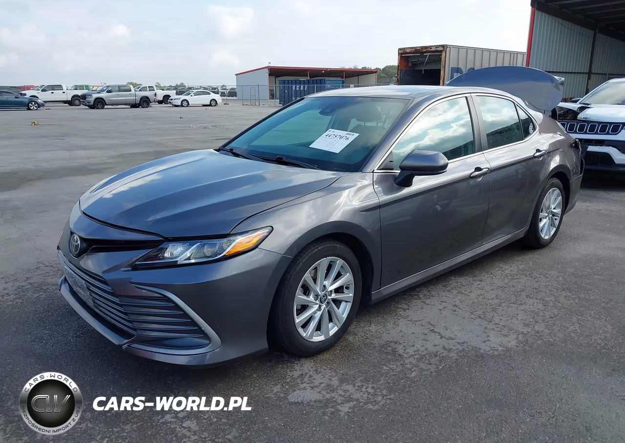 2021 Toyota Camry Le VIN:4T1C11AKXMU555130 - 2