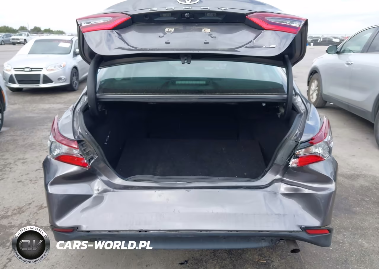 2021 Toyota Camry Le VIN:4T1C11AKXMU555130 - 6