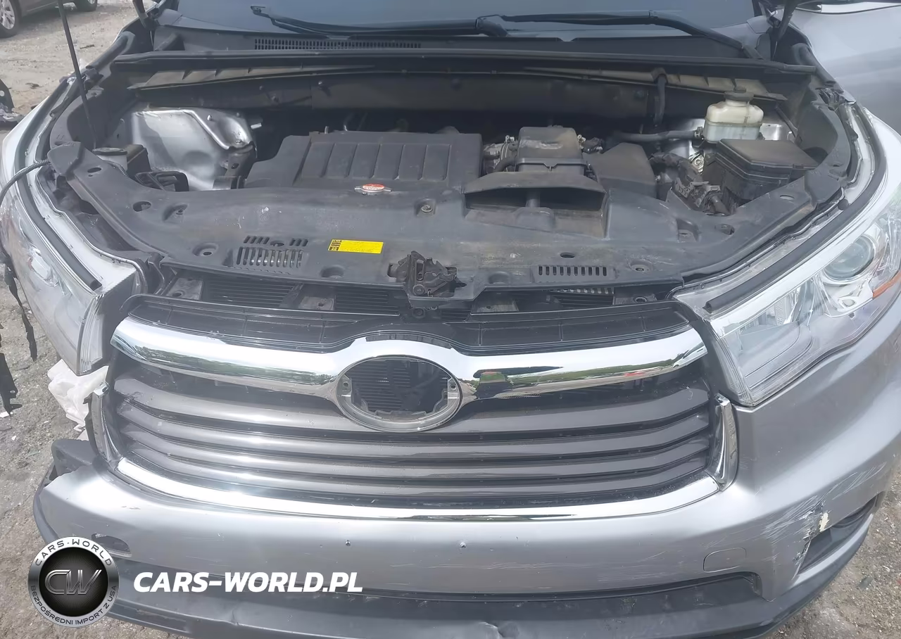 2016 Toyota Highlander Le Plus V6 VIN:5TDBKRFH5GS240236 - 10