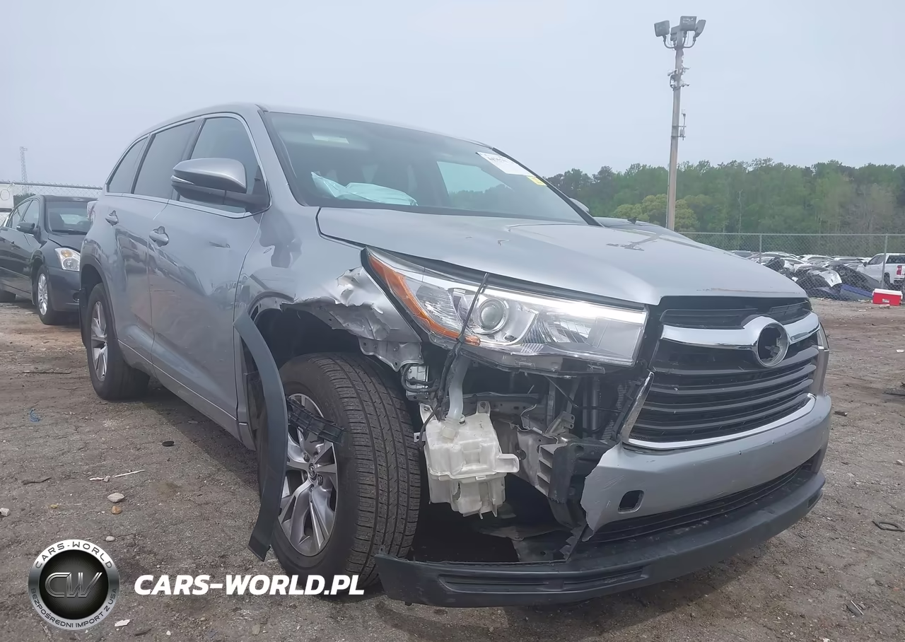2016 Toyota Highlander Le Plus V6 VIN:5TDBKRFH5GS240236 - 6