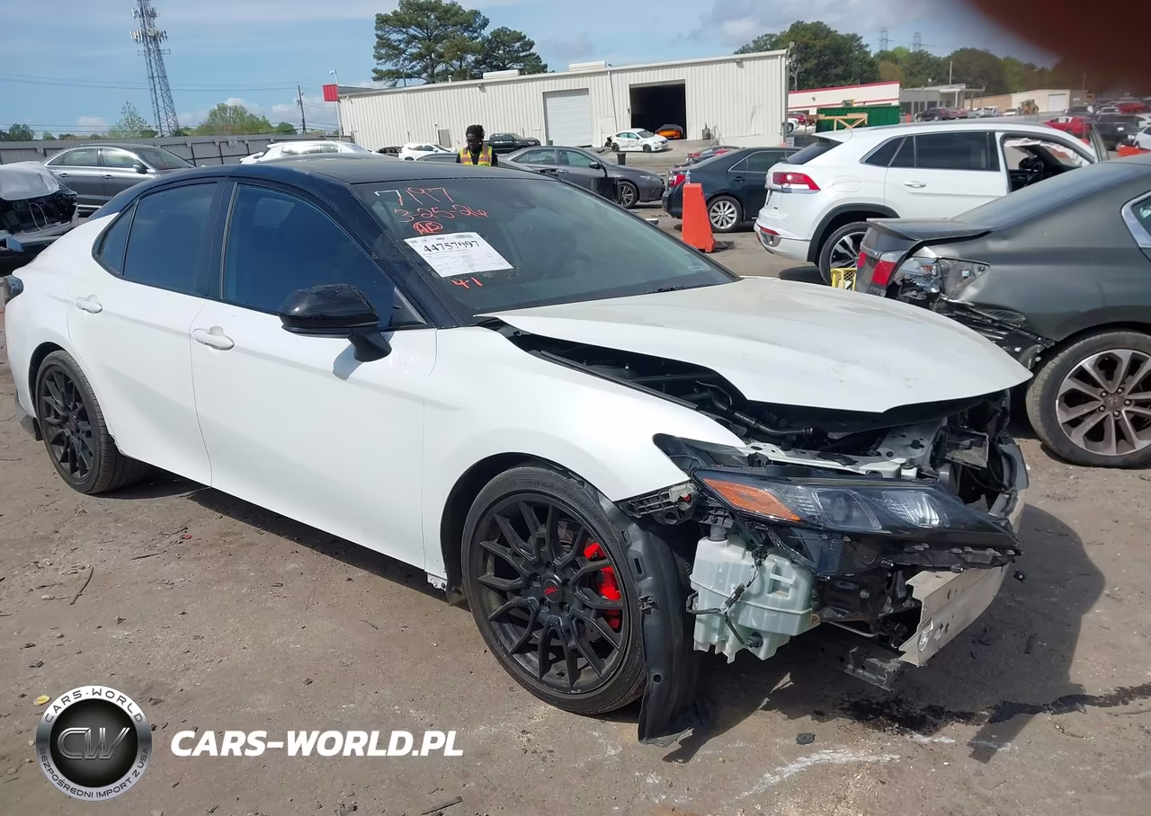 2020 Toyota Camry Trd